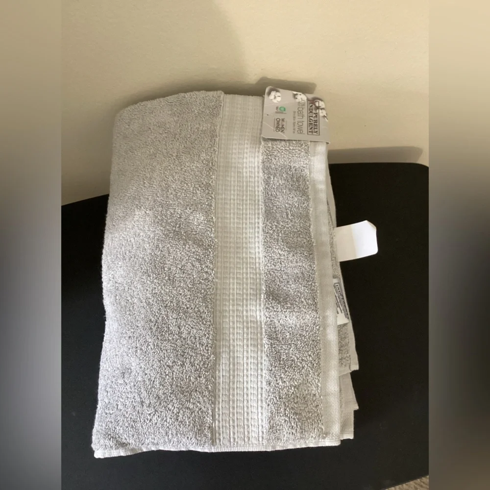 Purely Indulgent 2 Bath Towel 100% Cotton and Quick Dry Soft and Thick Durable